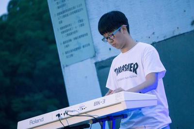 My performance in Rolling Bamboo Music Festival, NTHU!
